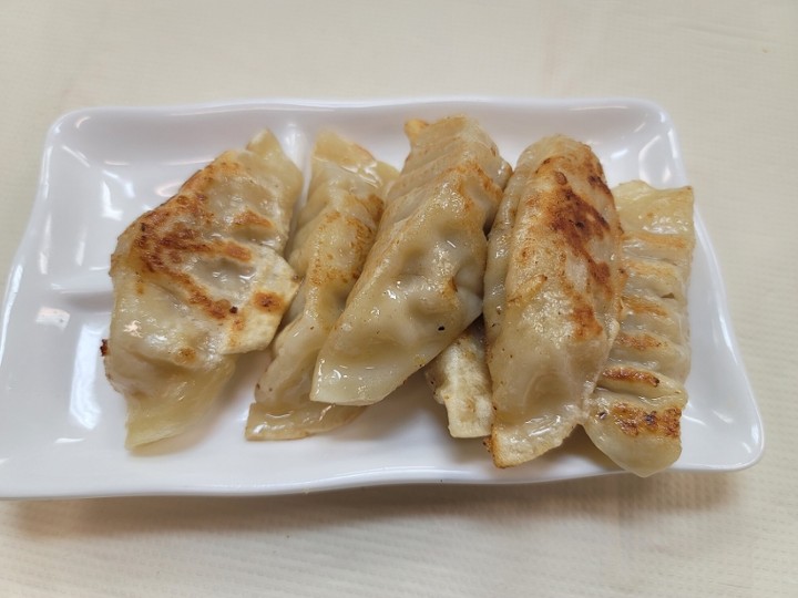 A4 锅贴/水饺 Pan Fried/Steamed Pork Dumpling(6)