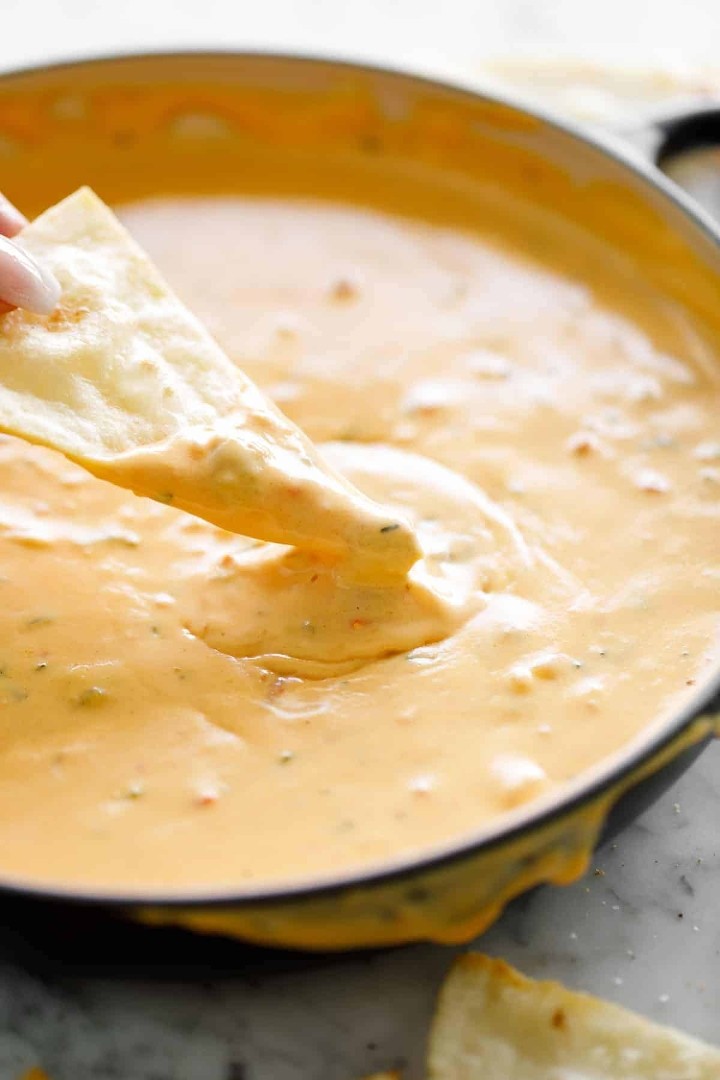 Hot Queso and Chips