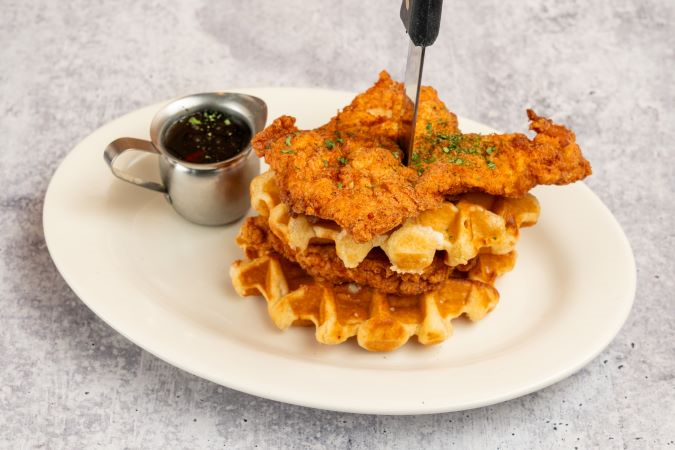 SOUTHERN CHICKEN & WAFFLES