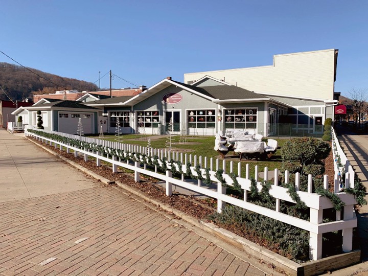 Restaurant banner image