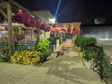 Sak's Sports Bar