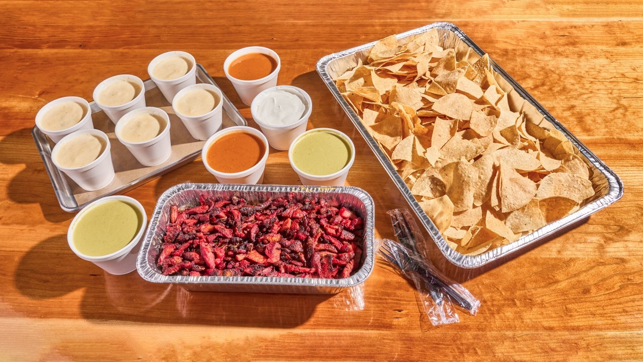 Twisted Chips Party Kit - Large