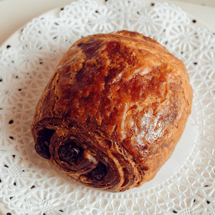 PAIN AU CHOCOLAT