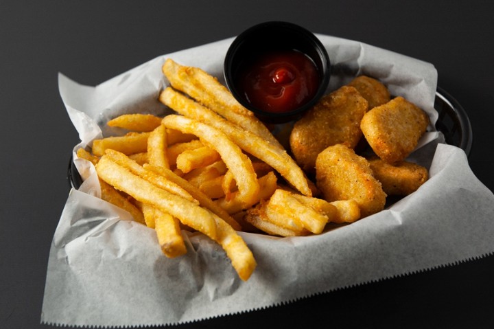 Chicken Nugget W. Fries