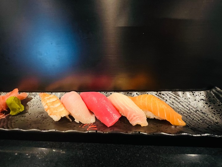 Sushi Sampler