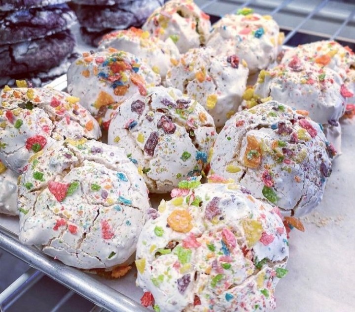 Rainbow Meringue