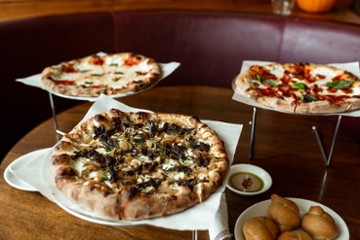 Pietro's Pizzeria (Radnor) 236 N Radnor-Chester Rd
