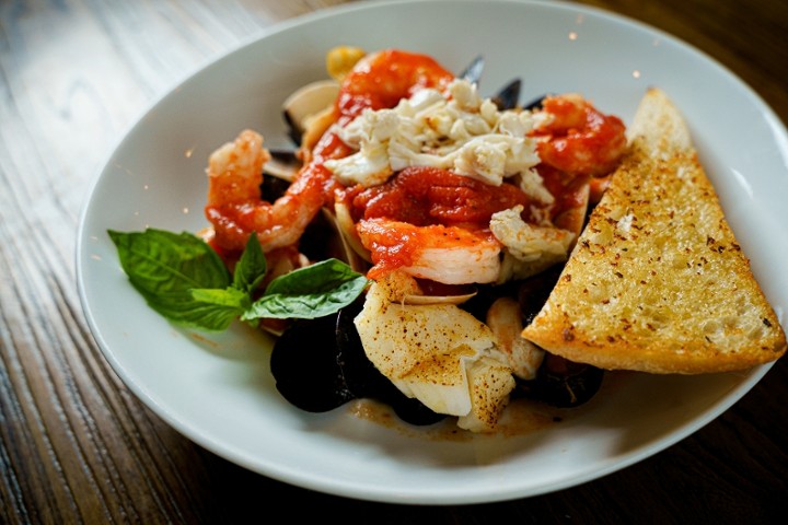 Seafood Cioppino