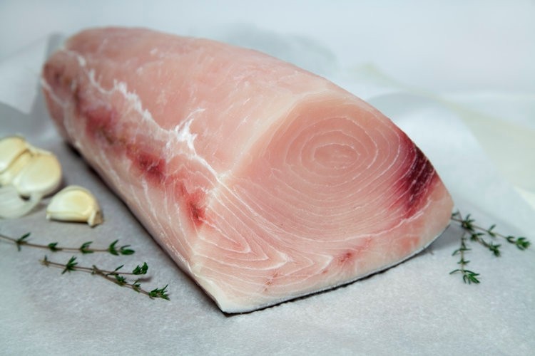 Fresh Yellowfin Tuna (uncooked)