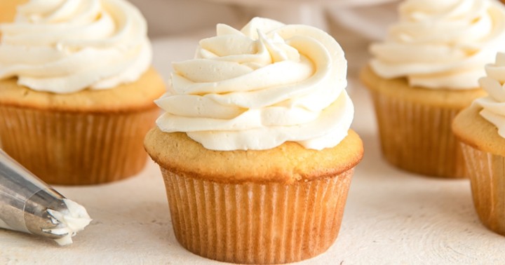 Buttercream Vanilla Cupcakes (Secret Family Recipe)