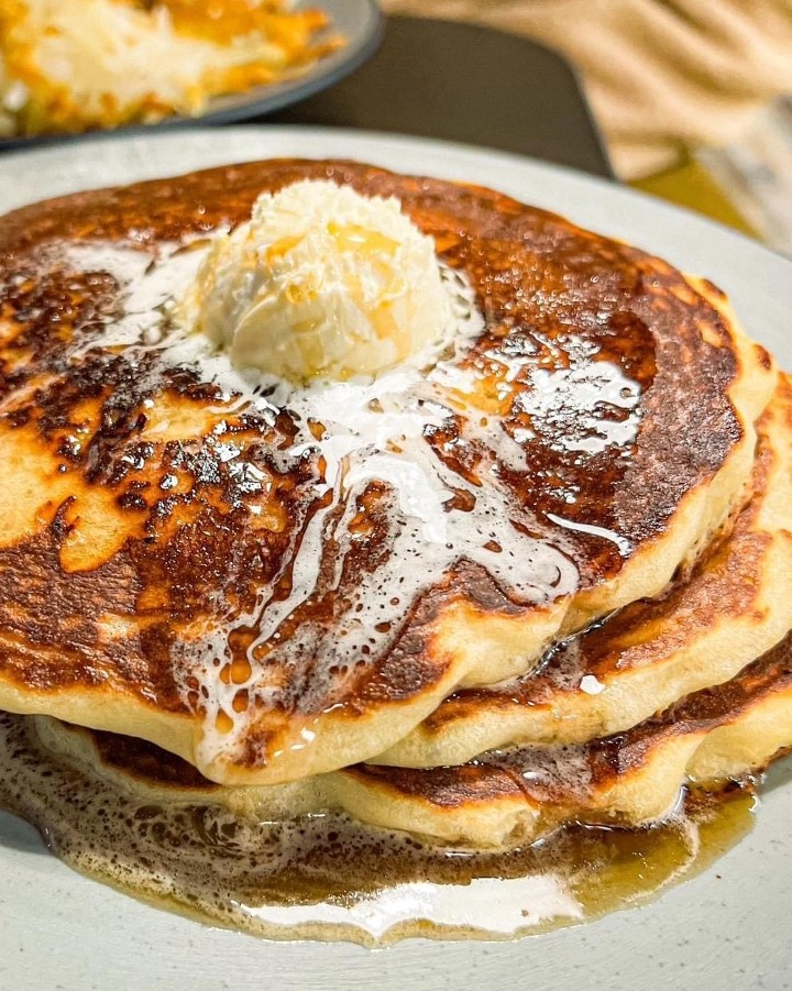 Classic Buttermilk Pancakes (3)