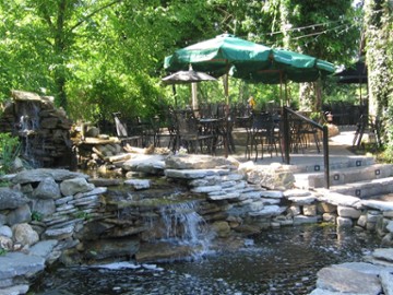 Selena's at Willow Lake Tavern