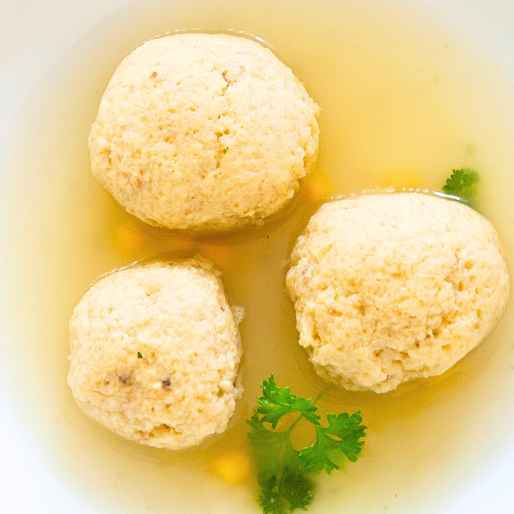 Matzah Ball Soup - 1 Pint (Serves 1-2)