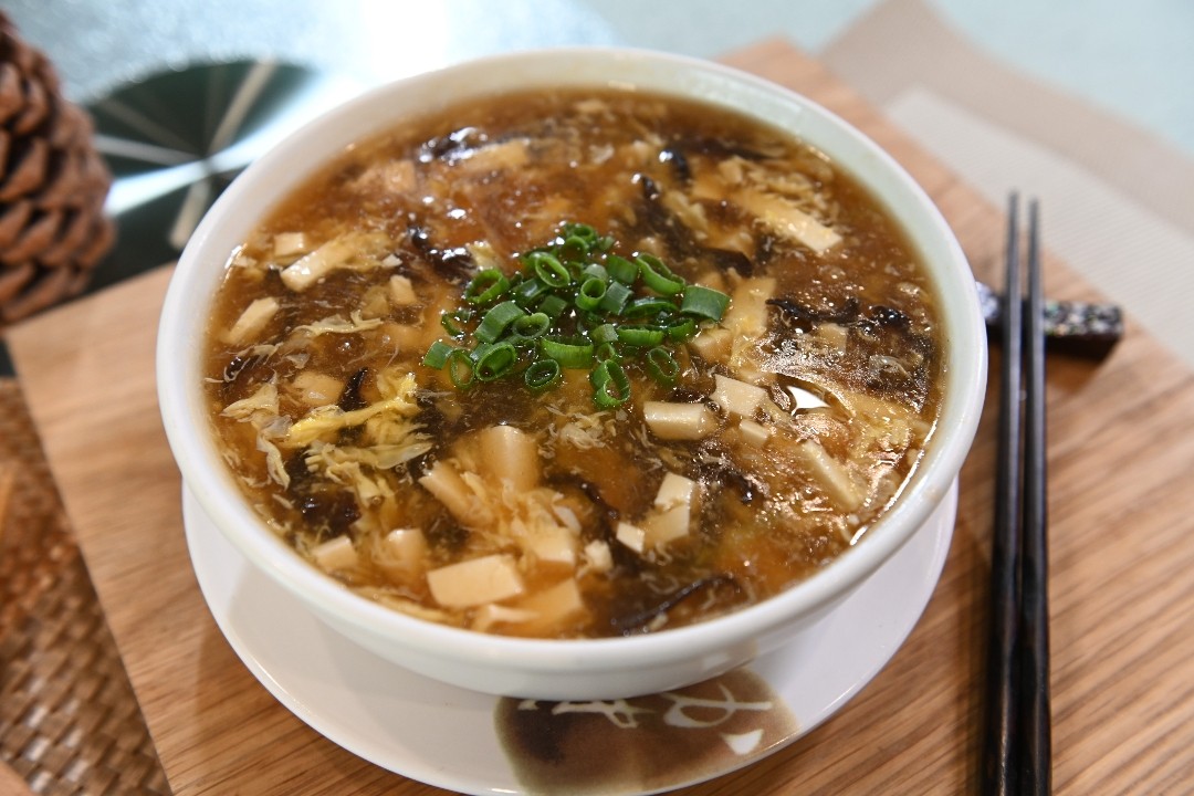 S4.Hot and Sour Soup 原味酸辣汤