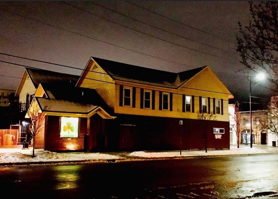 Brady's Bar