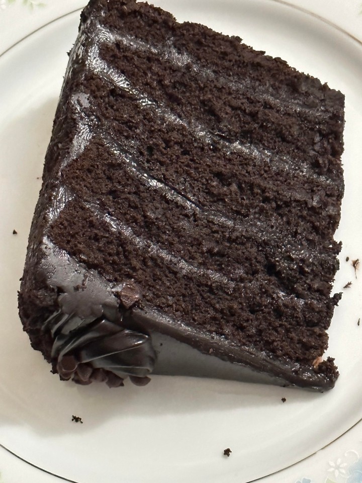 Double Chocolate Cake Slice
