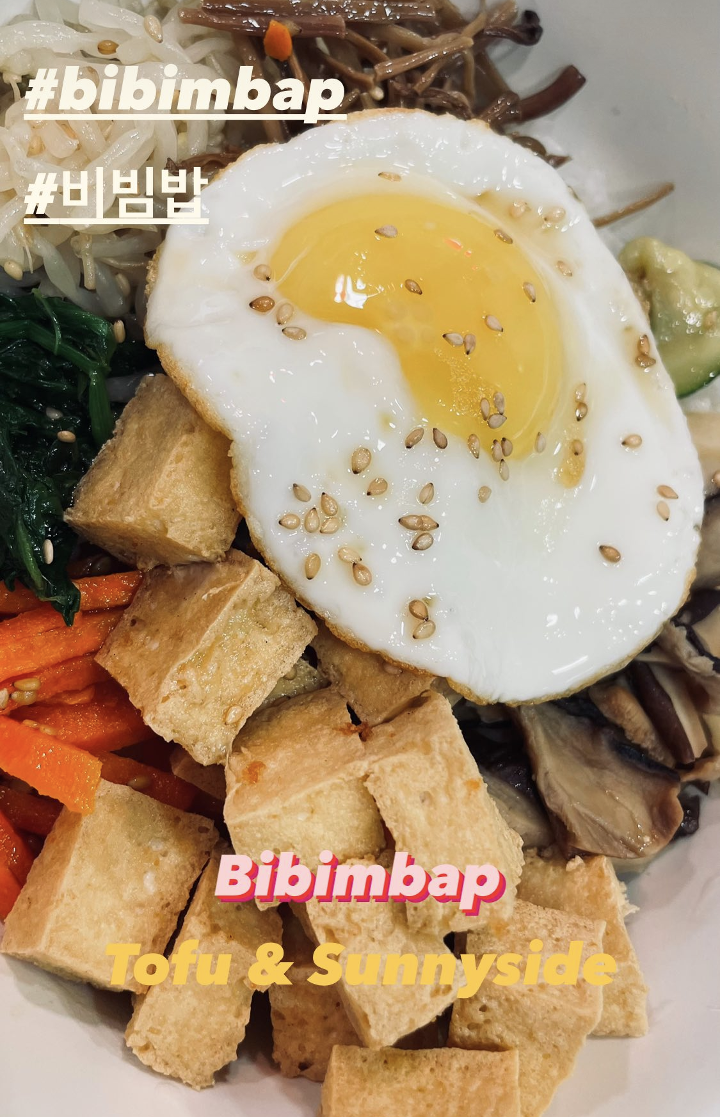 Bibimbap (Regular & Cold) **The Best**