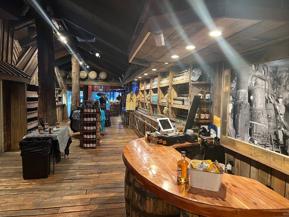 Estes Park Distillery 124 West Elkhorn Avenue