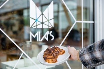 Mia's Bakery - Seaport