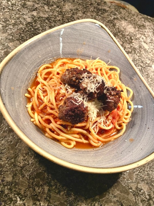 Spaghetti & Meatballs