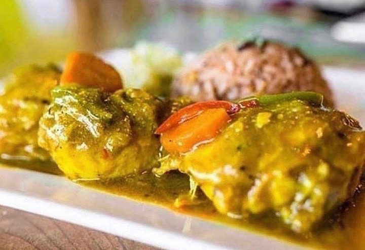 L Curry Chicken