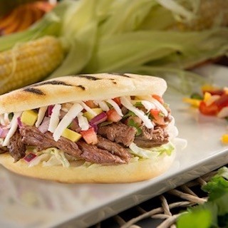 Arepa Carne Asada