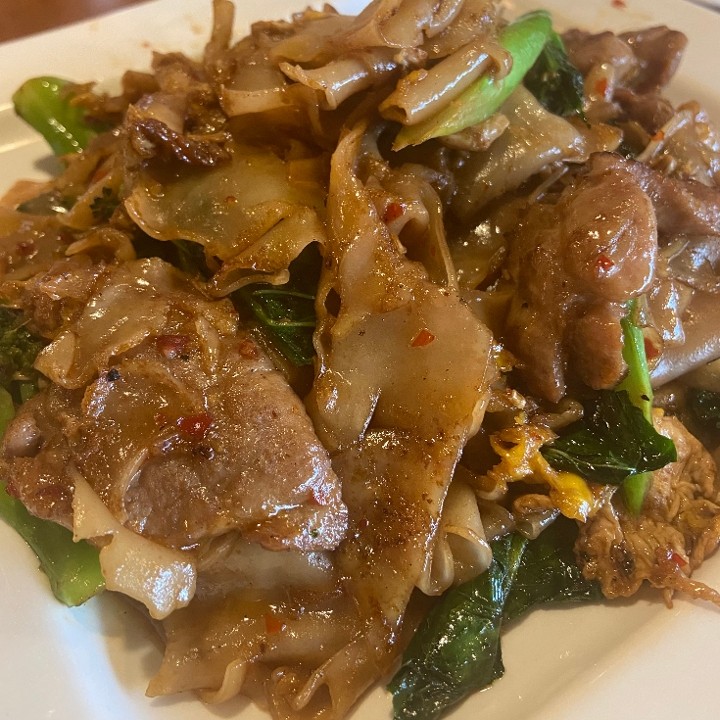 Pad Se Ew (Only available in Thin rice noodle today)