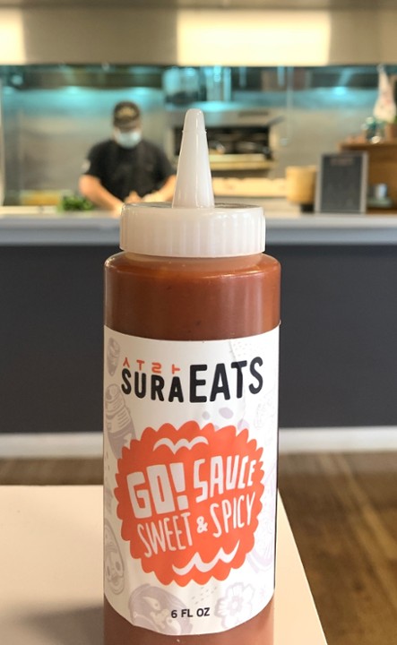 GO Sauce Bottle (sweet and spicy)