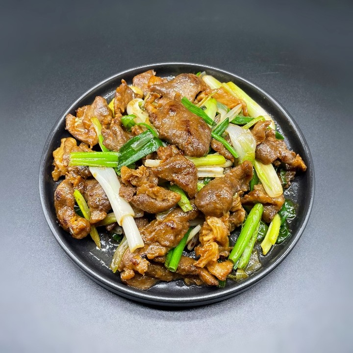 115. Lamb & Scallion with Soy Sauce 京葱爆羊肉
