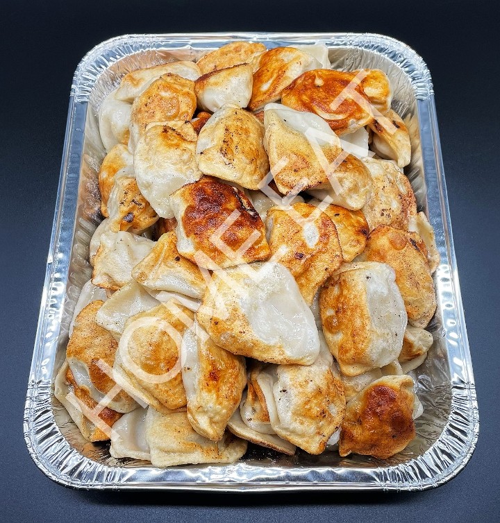 354. 100 Pieces - Large Pork & Cabbage Dumplings 猪肉白菜锅贴(大)