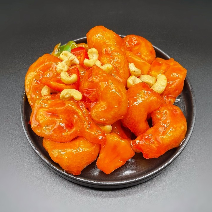 95. Sweet & Sour Shrimp with Pineapple Cashew Nuts Bell Pepper 菠萝咕咾虾