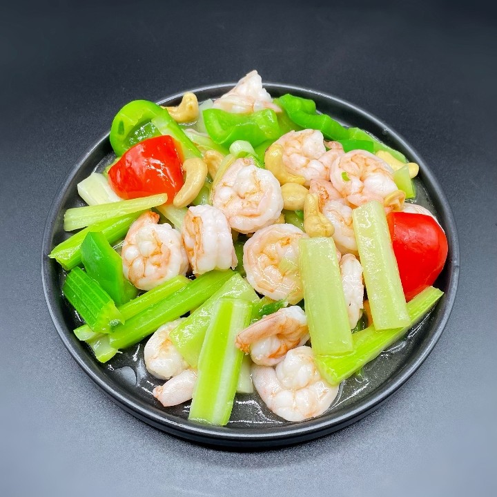107. Cashew Nuts Celery & Shrimps Bell Peppers with White Sauce 腰果西芹虾仁