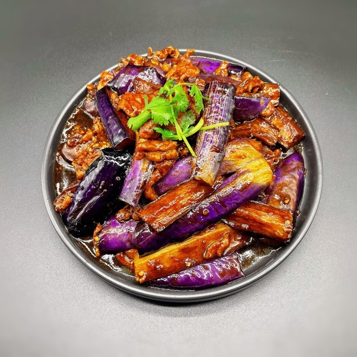 122. Pork & Eggplant With Soy Sauce 天津肉烧茄子
