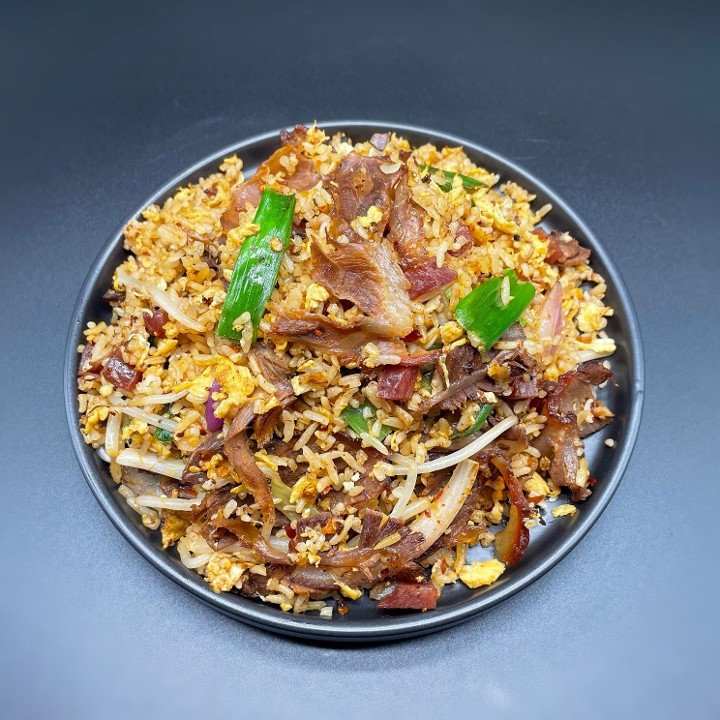 156. Spicy Beef & Sausage Fried Rice 蜀湘大炒饭