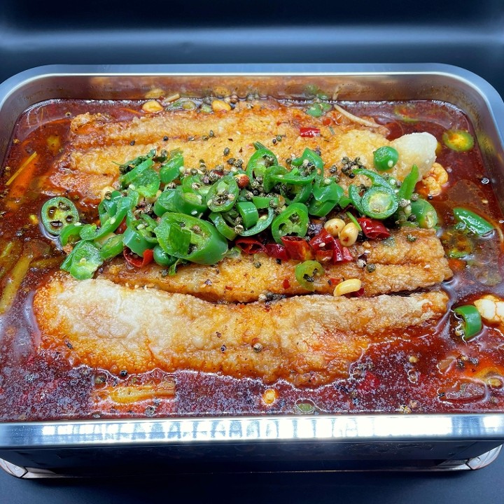 77. Fresh Chili Pepper BBQ Fish Fillet 家宴藤椒鲜辣鱼