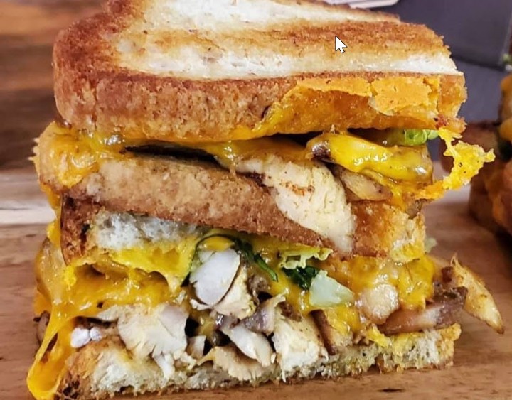 Grilled chicken sandwich - Bread contain tree Nuts
