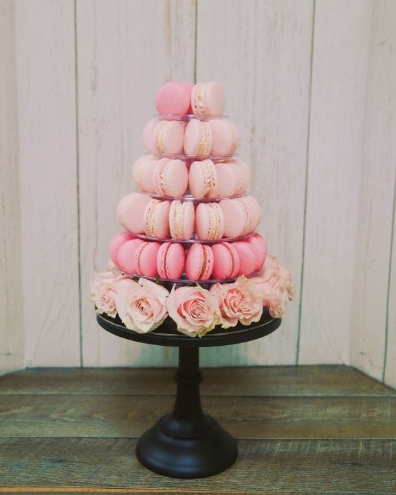 Round Macaron Tower 6 Tiers (without Macarons
