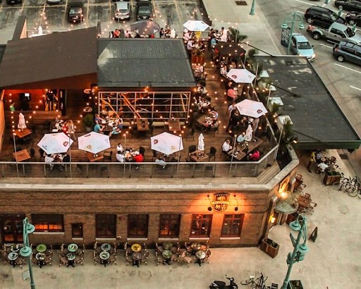 Cafe Benelux