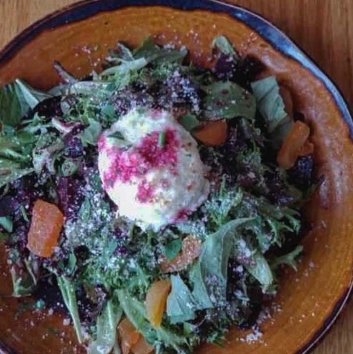 Warm Goat Cheese and Roasted Beets Salad