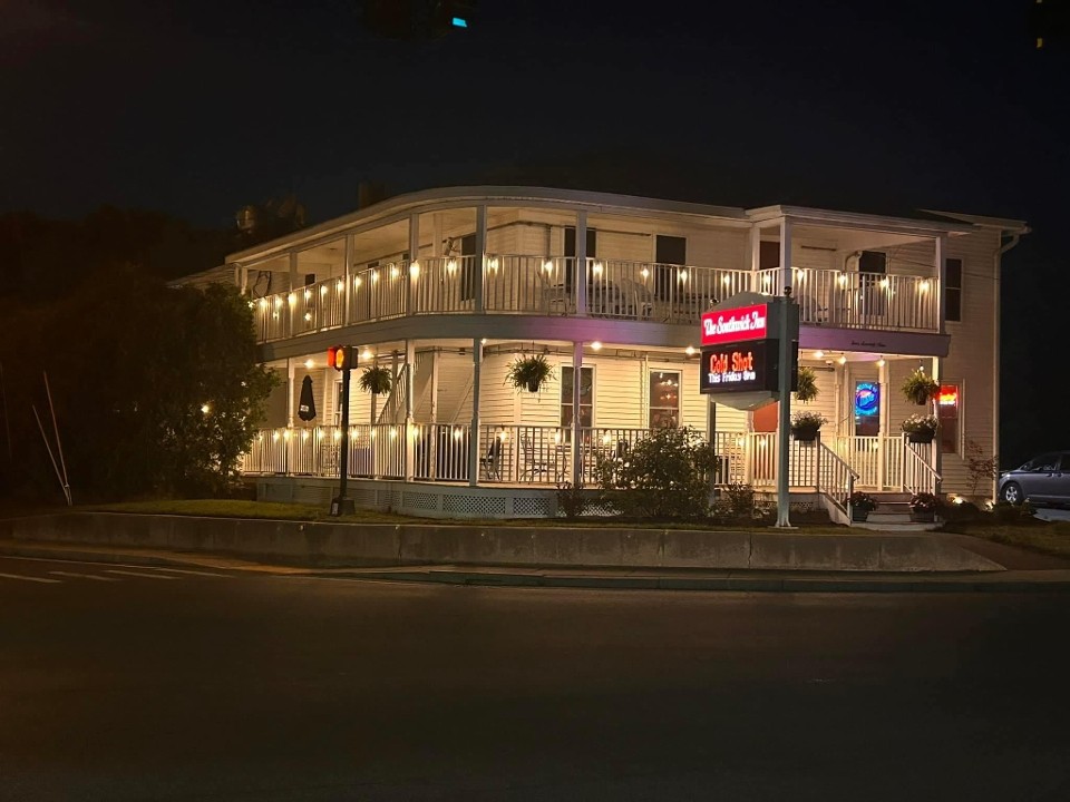 Southwick Inn
