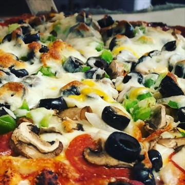 Geno’s Pizza And Burgers