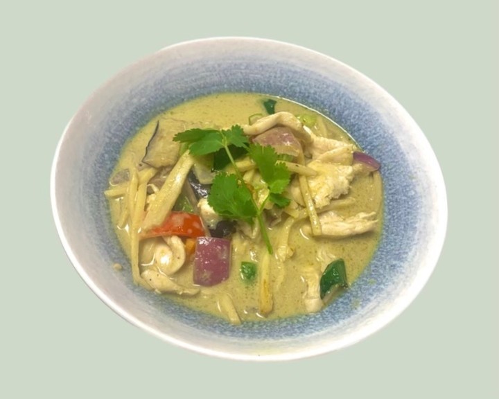 THAI GREEN CURRY WITH CHICKEN