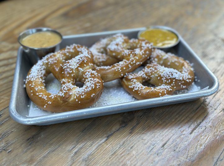 Fresh Bavarian Pretzels and Beer Cheese