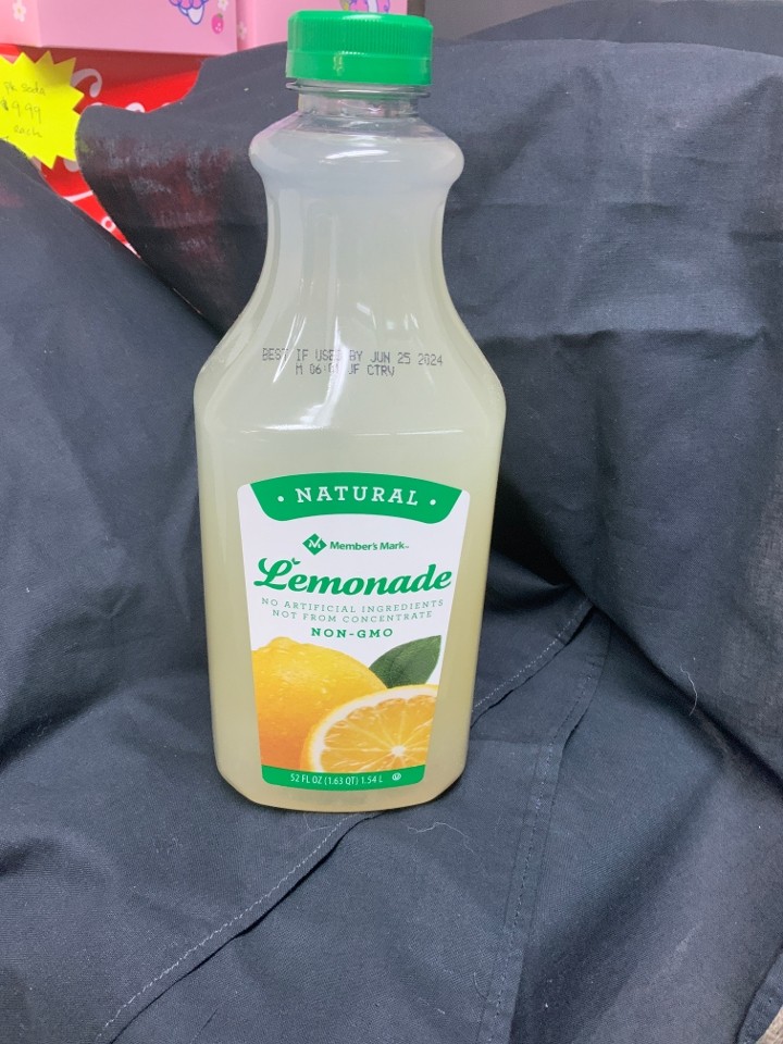 Member’s Mark Lemonade -non GMO - Natural 1.54L