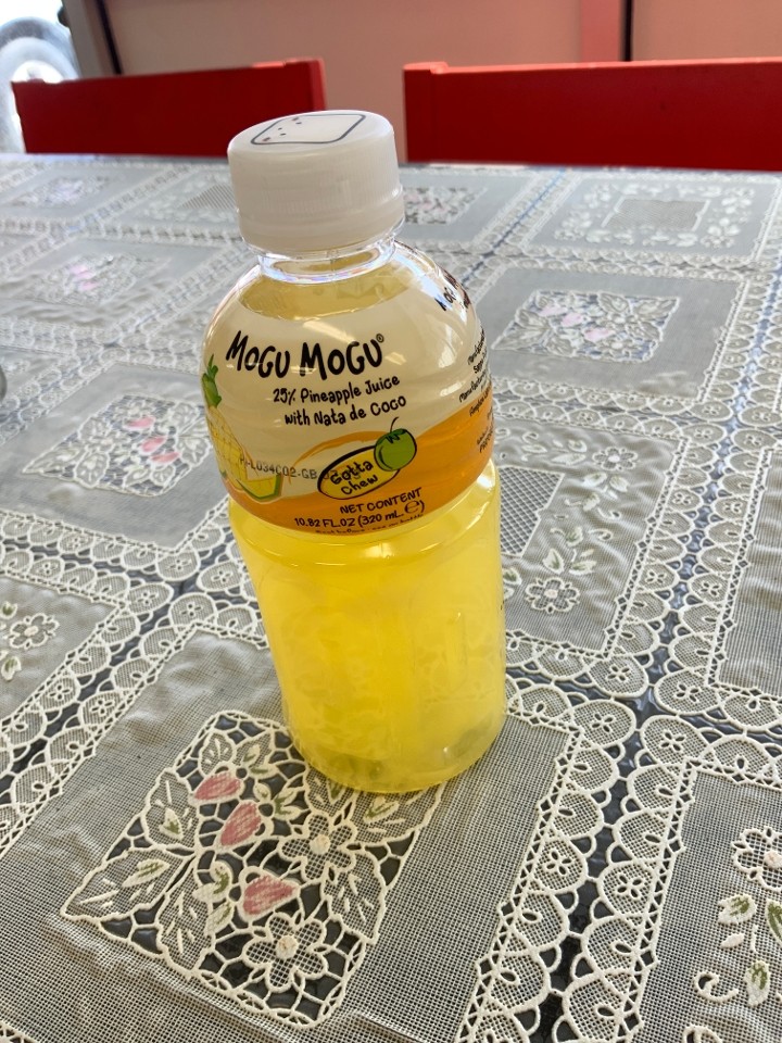 Mogu Mogu Pineapple Juice 320 ml