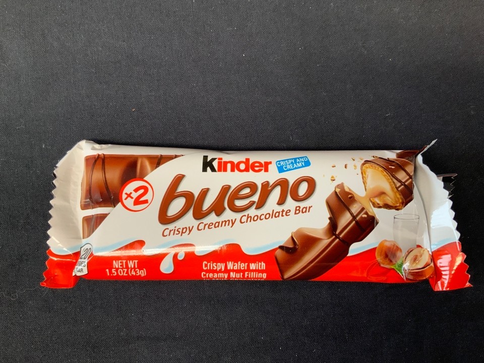 Kinder Bueno chocolate Bar