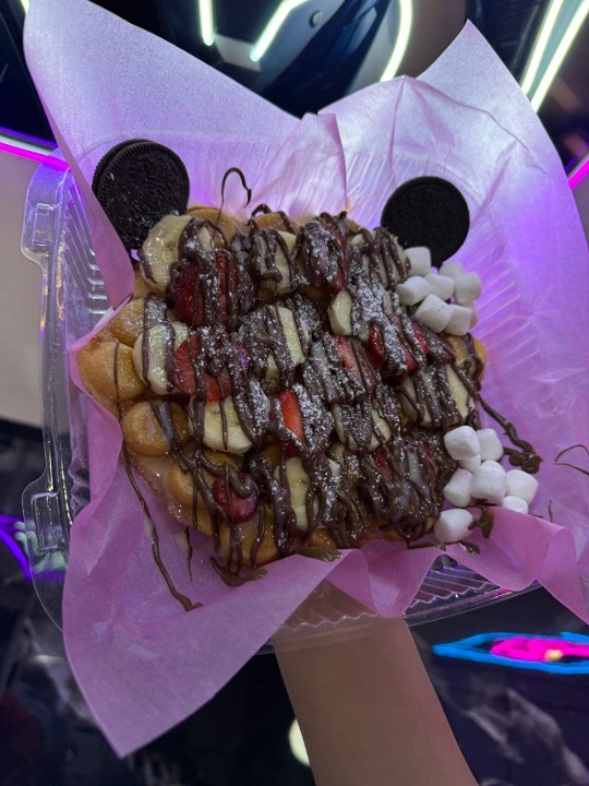 Waffle up to 2 Toppings (No Gelato)