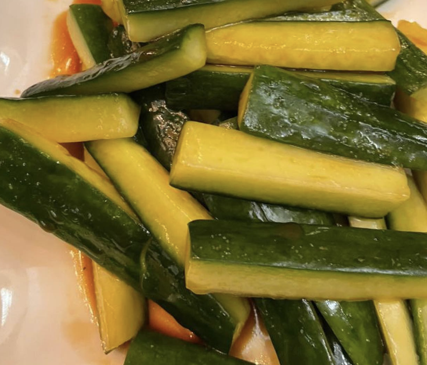 Pickled Cucumber Salad 凉拌黄瓜