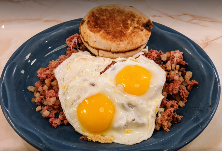 Corned Beef Hash, Eggs and Toast