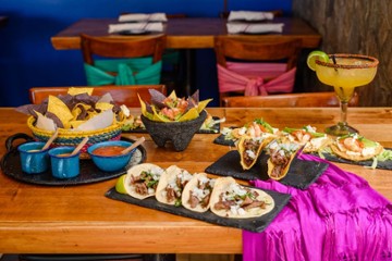 La Reyna - Authentic Mexican Cuisine